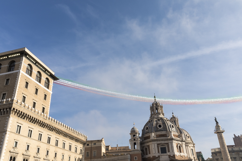 Il sorvolo della Pattuglia Acrobatica Nazionale